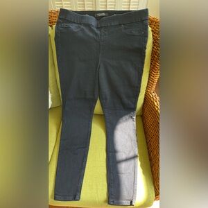 Liverpool Pull-On Jeans 14/32